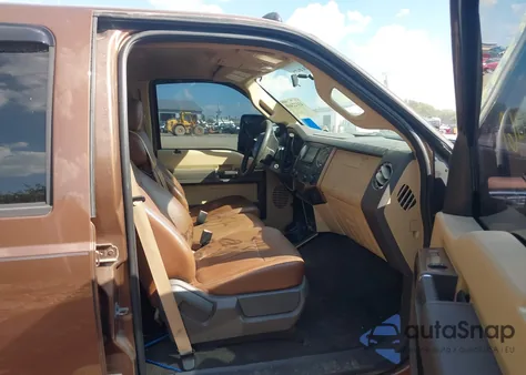 2011 Ford F-250 Xlt from USA, damaged, VIN 1FT7W2BT6BEB18589